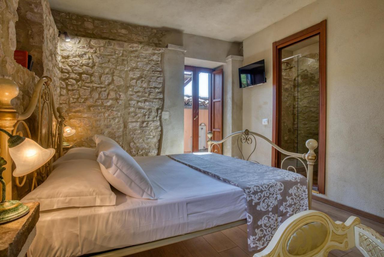 La Torre Di Piediluco Apartment Col Sant'Angelo Exterior photo